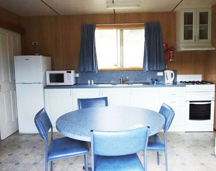 Hobart Bush Cabins - Holiday Find 4