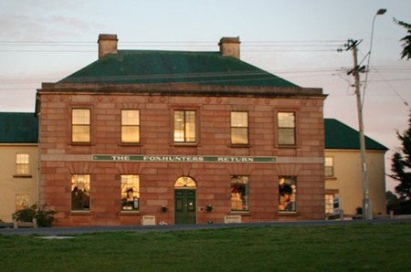 Foxhunters Return - Holiday Find 1