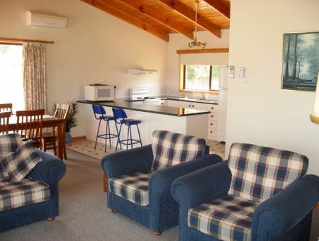 Daniel's Bay Retreat - Holiday Find 1