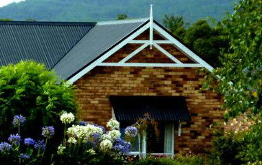 Hazelcreek Cottages - Holiday Find 1