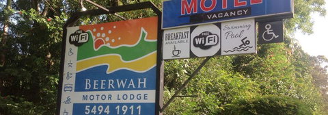 Beerwah Motor Lodge - Holiday Find 1