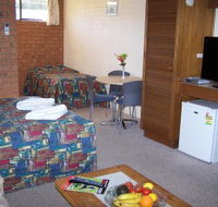 Colonial Motor Inn Pambula - Holiday Find