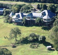 The Spotted Chook Ferme Auberge and Amelies Petite Maison - Holiday Find