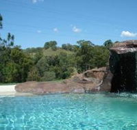 Amamoor Lodge - Holiday Find