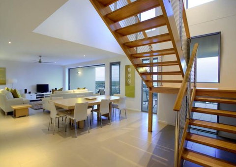 Rainbow Sea Resort - Holiday Find 2