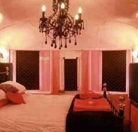 Last Stop Ambledown Brook - Holiday Find