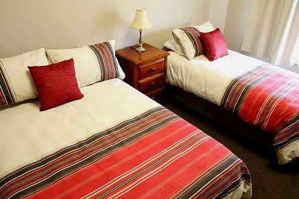 April Apartments Ballarat - Holiday Find 2