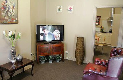 April Apartments Ballarat - Holiday Find 3