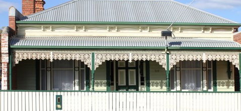 April Apartments Ballarat - Holiday Find 4