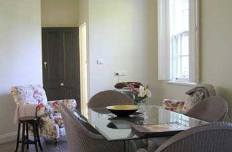 Camellia Cottage Bed & Breakfast - Holiday Find 4