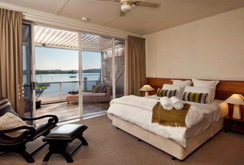 Bay Breeze Boutique Accommodation - Holiday Find 1