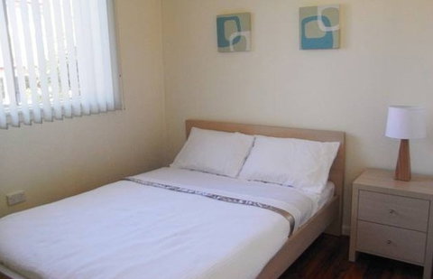 A Husky Sea-Esta - Holiday Find 2