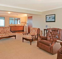 Booragul Beach House - Holiday Find