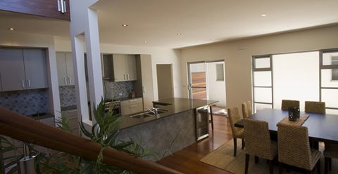 Lochani At The Beach - Holiday Find 1