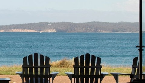 Lochani At The Beach - Holiday Find 4