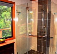 A Waterfall Hideout-Rainforest Cabin for Couples - Holiday Find