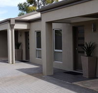 Silver Earth Accommodation - Holiday Find