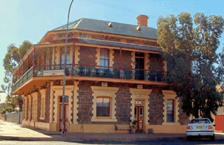 Duke of Cornwall Inn - Holiday Find