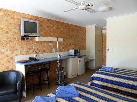Club Motel Tumbarumba - Holiday Find 3