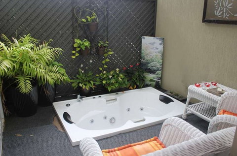 Nelson Bay Bed And Breakfast - Holiday Find 3