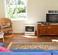 Claremont Cottage - Murringo - Holiday Find