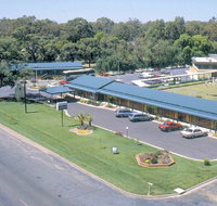 Deniliquin Country Club Motor Inn - Holiday Find