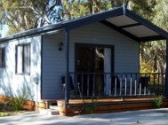 Deniliquin Riverside Caravan Park - Holiday Find 1