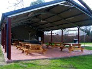 Deniliquin Riverside Caravan Park - Holiday Find 2