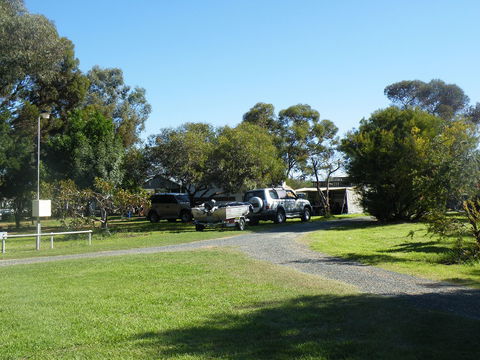 Kyalite Caravan Park - Holiday Find 6