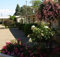 Garden Motor Inn - Holiday Find