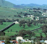 Auto Cabins and Motel - Holiday Find