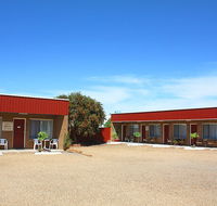 Camellia Motel - Holiday Find