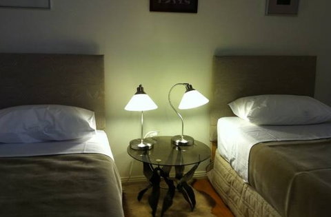 Artist Cottage Ogishi Craft Centre - Holiday Find 0