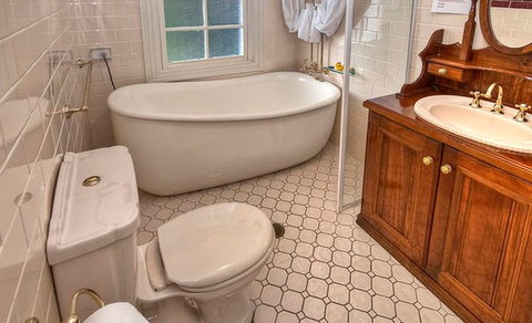 Bridal Falls Cottage - Holiday Find 0