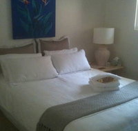 Absolute Beachfront Manly Bed and Breakfast - Holiday Find