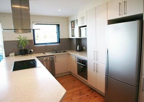 Beachfront Narrabeen - Holiday Find 5