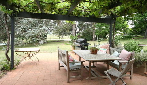 A Church And Homestead In Mudgee - Holiday Find 4
