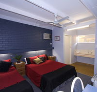 Moore Park Beach Motel - Holiday Find