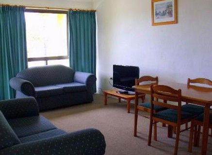 Como Holiday Apartments And Tropical Nites Motel - Holiday Find 2