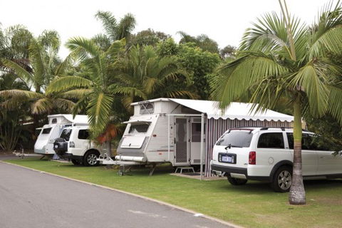 Fraser Lodge Holiday Park - Holiday Find 0