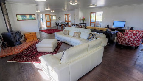 Sippers At Ballandean - Holiday Find 4