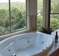 Ravensbourne Escape Kookaburra Kottage - Holiday Find