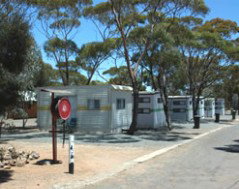 Gateway Caravan Park - Holiday Find 3