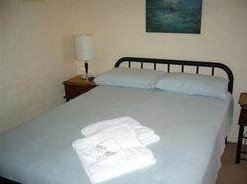 Garden Apartments Unit 11 - Holiday Find 3