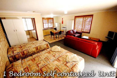 Travellers Rest Motel - Holiday Find 3