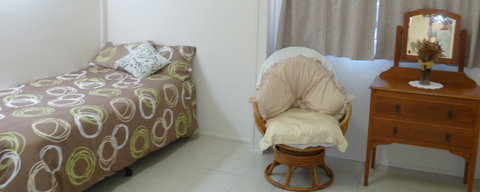 Awoonga Shed Retreat - Holiday Find 3