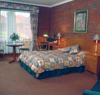 Sovereign Park Motor Inn