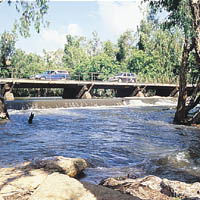 Katherine Low Level Caravan Park - Holiday Find 0