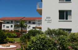 Burleigh Point Apartments - Holiday Find