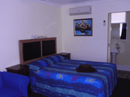 Bells Motel - Holiday Find 1